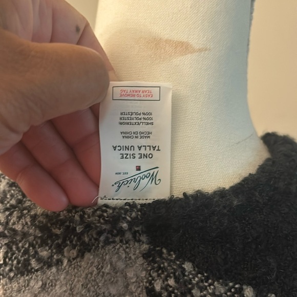 Plaid Textured Wrap Sweater Poncho Scarf - Picture 4 of 5